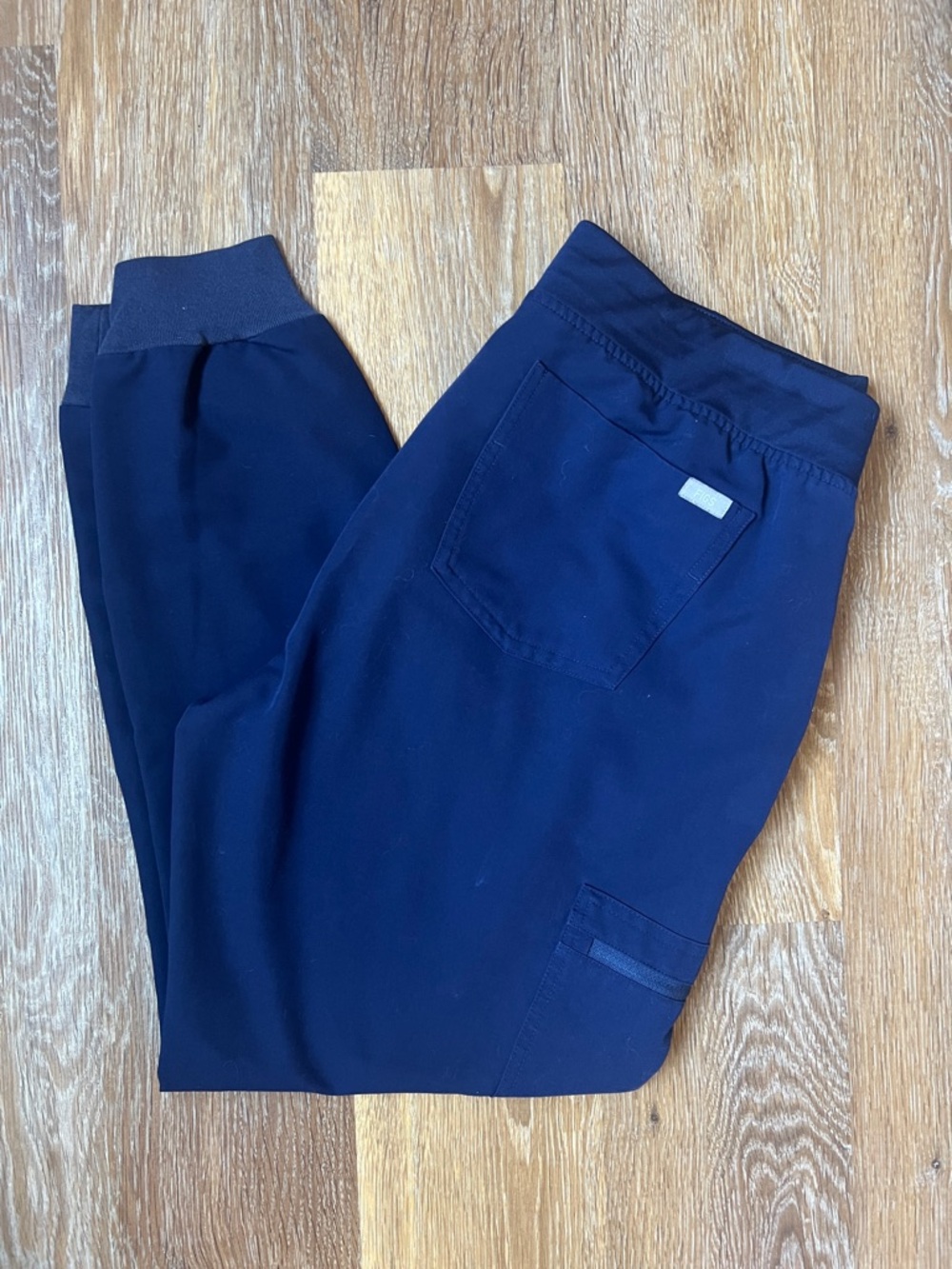 Figs Women's Navy Jogger Scrub Pants